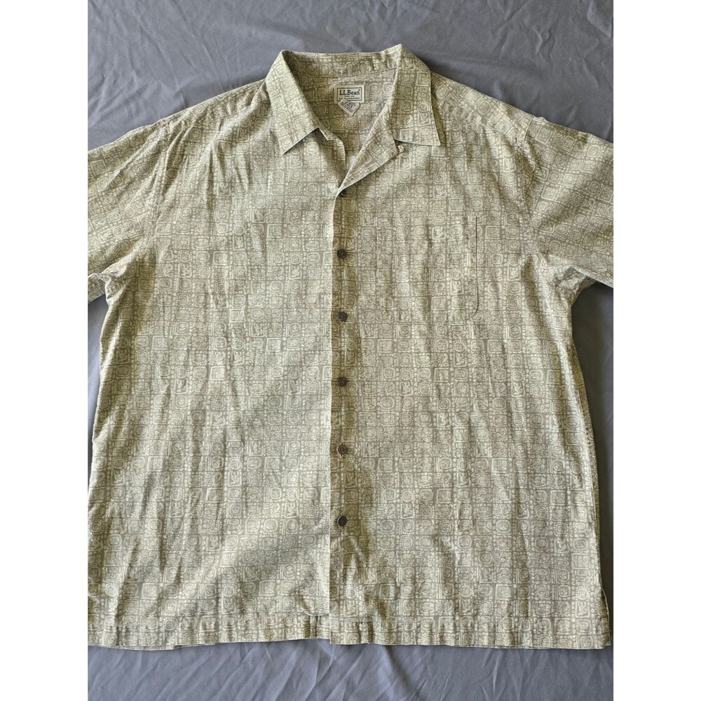 L.L. Bean Men's Short Sleeve Casual Button-Up Shirt - Light Olive Pattern